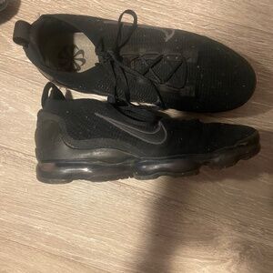 nike vapormax size 11